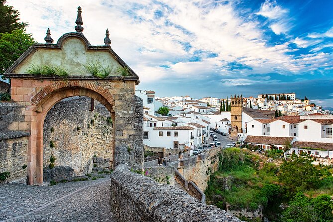 Andalucias City Of Dreams: A Self-Guided Audio Tour of Ronda - Tour Start and End Details
