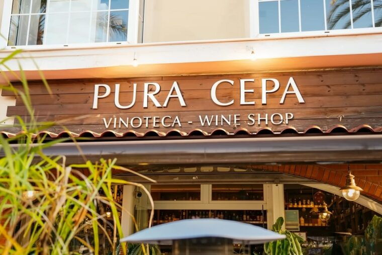 Andalusian Wine Tasting in Cala De Mijas - 4 Top Wines+Tapas - Uncovering the Fascinating Wine Selection