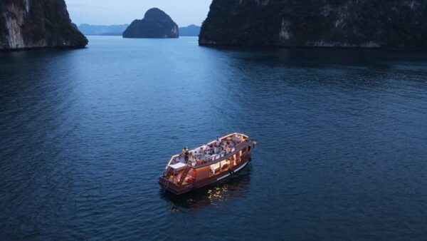 Andaman Dinner Cruise ; Sarasin Sunset Cruise - Tips for Enjoying the Cruise