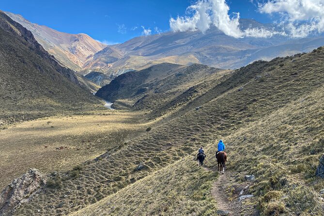 Andes Day Horseback Riding Tour and BBQ - Inclusions and Services