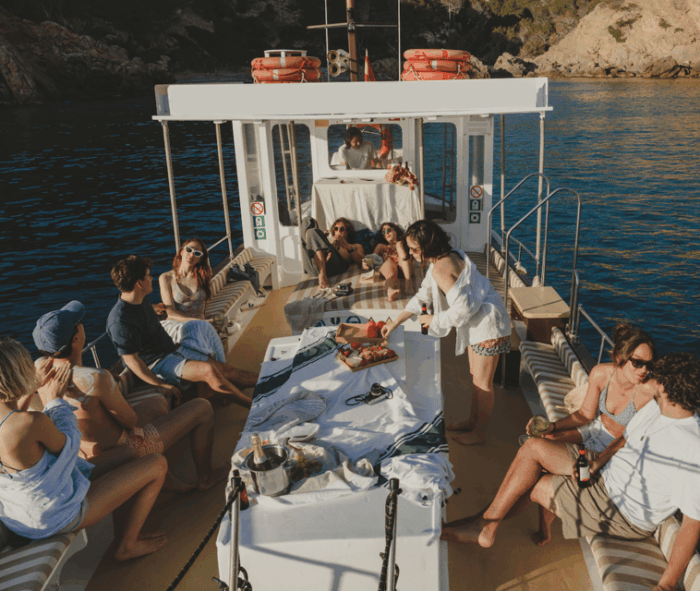 Andratx: 2h Afternoon Tour & Snorkelling - Relaxing Snorkeling Adventure