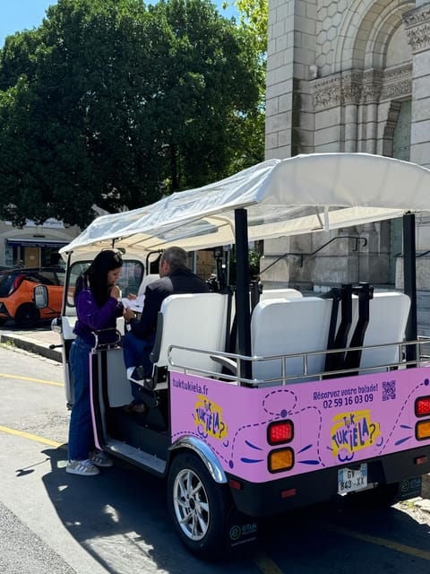 Angers: Ride in the Doutre in an Electric Tuk Tuk - Accessibility Information