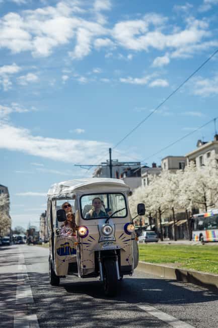 Angers: Street Art ride in an electric Tuk Tuk - Good To Know