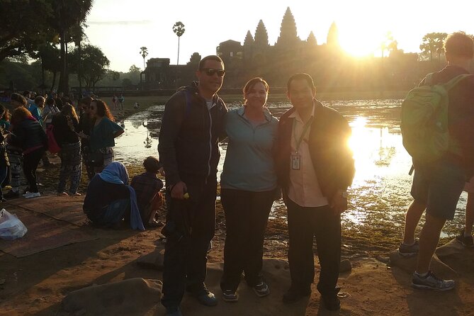 Angkor Archeological Park and Siem Reap Private 2-Day Tour - Convenient Transportation