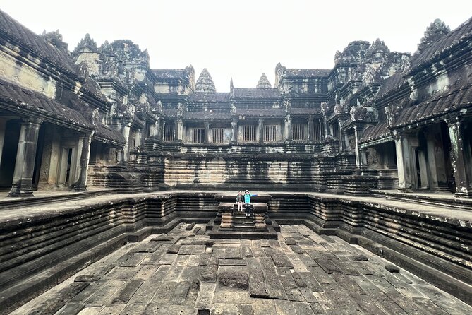Angkor Sunrise Bike Tour With Lunch Included - Itinerary Details