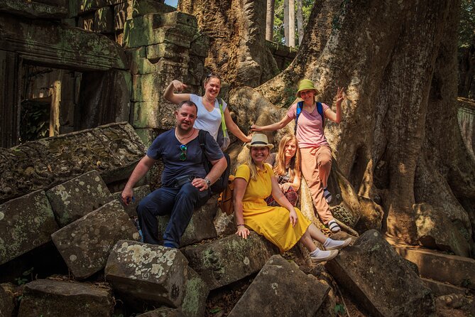 Angkor Sunrise Small Group Tour Inclusive Breakfast and Lunch - Sunrise at Angkor Wat
