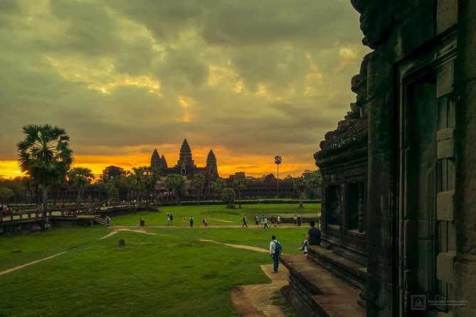 Angkor Temples 1 Day Tour Withlocal English Speaking Guide - Tour Accessibility and Requirements