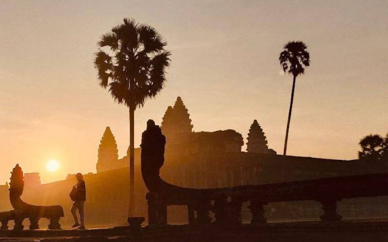 Angkor Temples Sunrise Tour - Before dawn, the ticket stop comes first