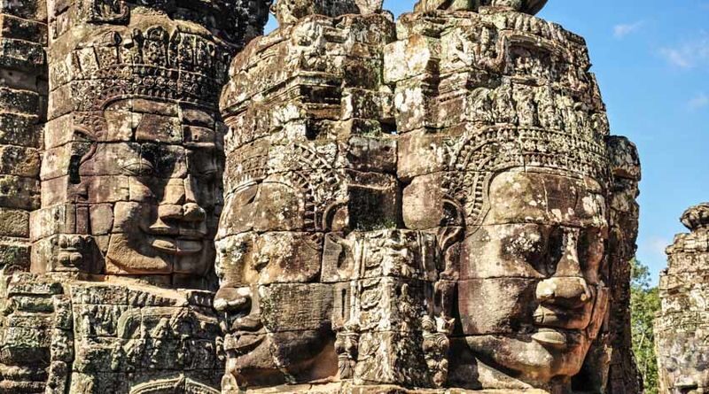 Angkor Temples Tour - Lunch is a useful pause, but budget for it