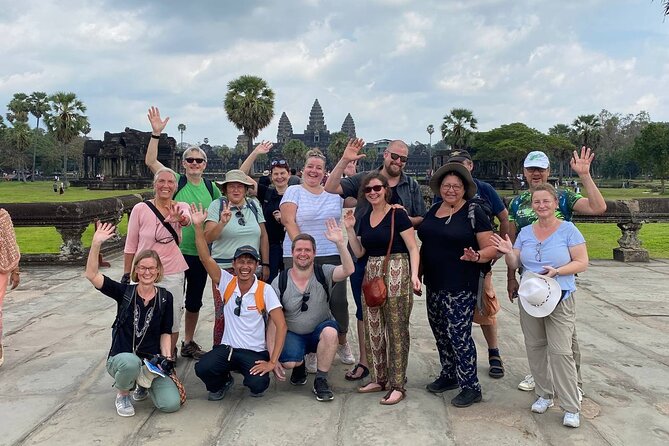 Angkor Tour Without Crowds With Professional Photographer - Tour Highlights