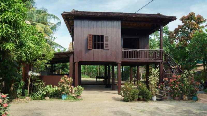 Angkor Wat: 2-Day Sunrise and Floating Village Tour - Practical Tips for a Smooth Experience