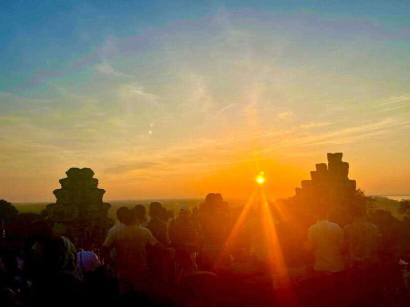 Angkor Wat, Angkor Thom, and Ta Prohm Day Trip with Sunset - What Makes This Tour Stand Out?