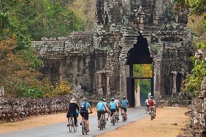 Angkor Wat & Bayon: the Smiling Temple Bike Tour - Potential Drawbacks and Considerations  
