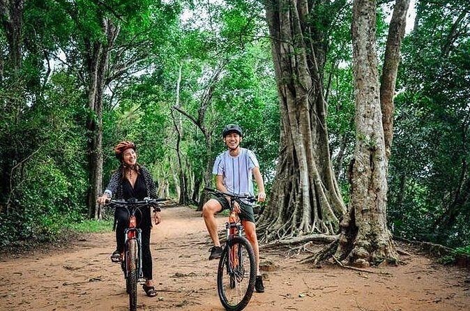 Angkor Wat & Bayon: the Smiling Temple Bike Tour - Who Will Love This Tour?