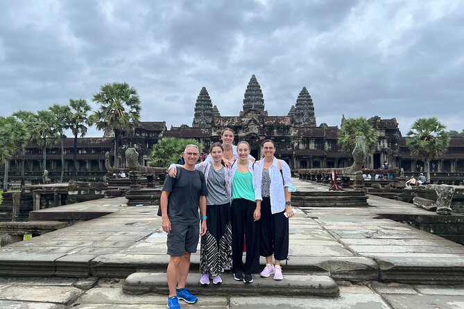 Angkor Wat Bike Tour With Lunch Included - Pricing and Inclusions