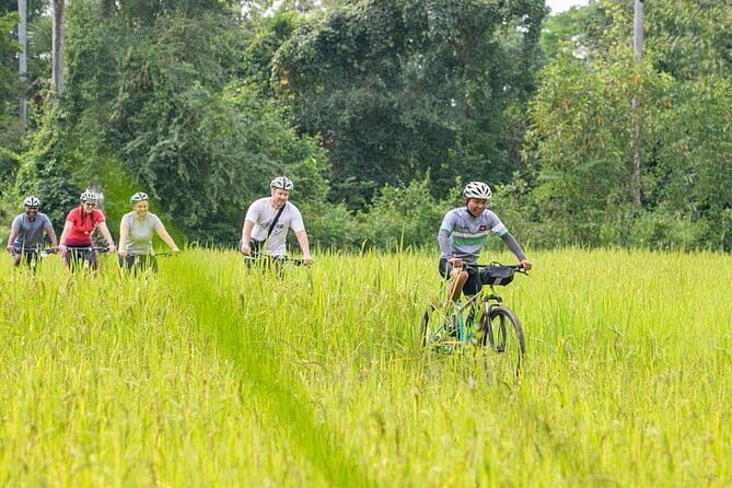 Angkor Wat Cycling Tour With local Tour Guide from Siem Reap - What’s Included and What’s Not