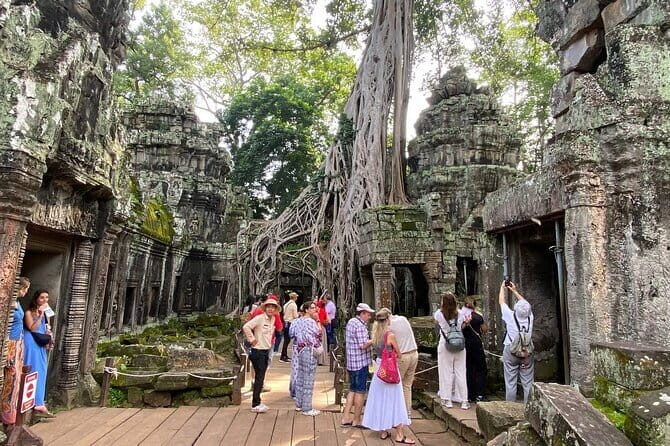Angkor Wat Full Day Shared Tour with Guide - Exploring the Heart of Angkor in a Day