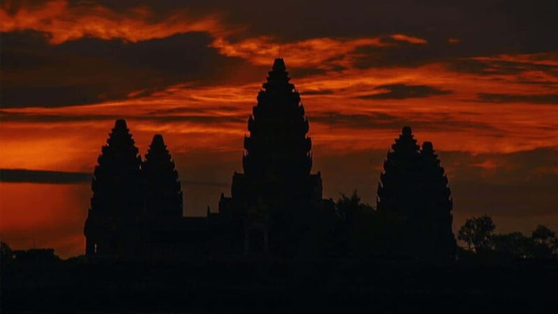 Angkor Wat Guided Sunrise Tour - The Experience: What to Expect from the Angkor Wat Guided Sunrise Tour