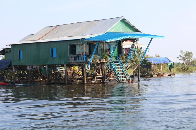 Angkor Wat Highilights and Tonle Sap Lake Private Tour - Explore Angkor Thom