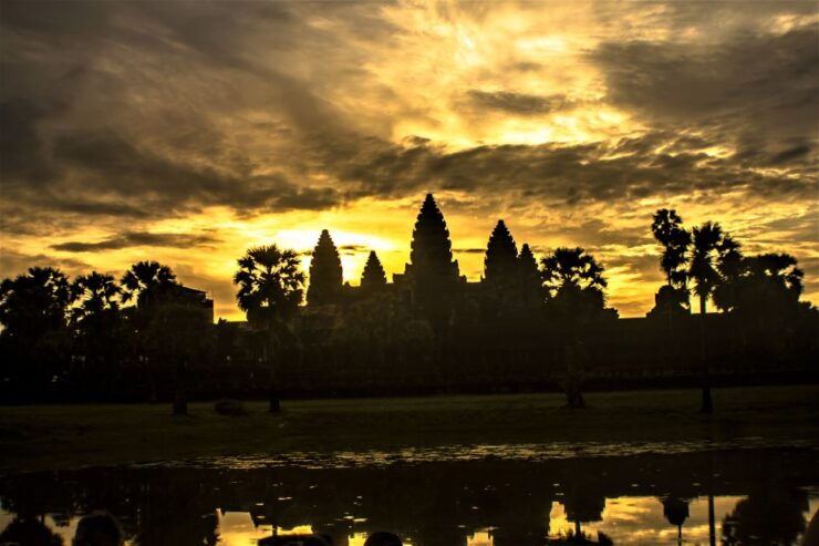 Angkor Wat Private 2-Day Temples Tour With Sunset & Sunrise - Pickup and Private Group Tour Option