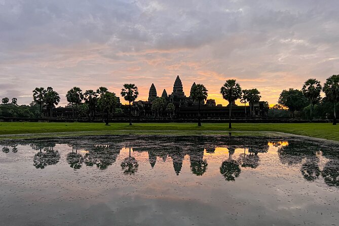 Angkor Wat Small Group Sunrise Tour With Breakfast Included - Inclusions