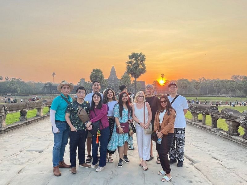 Angkor Wat Sunrise Full-Day Temple Experience - Key points to know