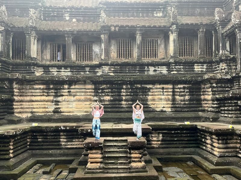 Angkor Wat Sunrise Full-Day Temple Experience - Guides and transport shape the day