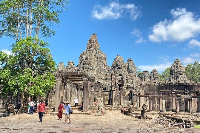 Angkor Wat Sunrise Shared Tour with Guide and Bus - What’s Included and What to Budget For