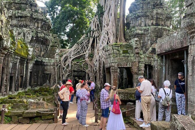 Angkor Wat Sunrise Shared Tour with Guide and Bus - FAQ