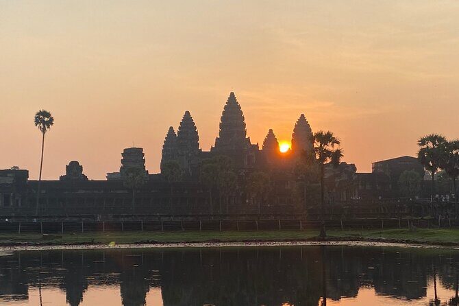 Angkor Wat Sunrise Shared Tour with Guide and Bus - Who Should Consider This Tour?