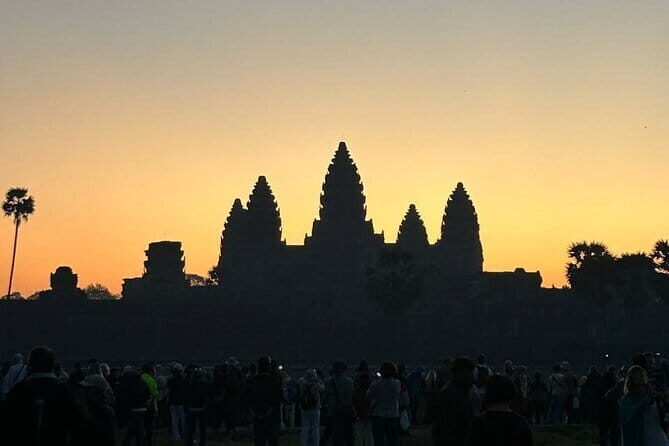 Angkor Wat Sunrise Small-Group 1-Day Tour from Siem Reap - Good To Know