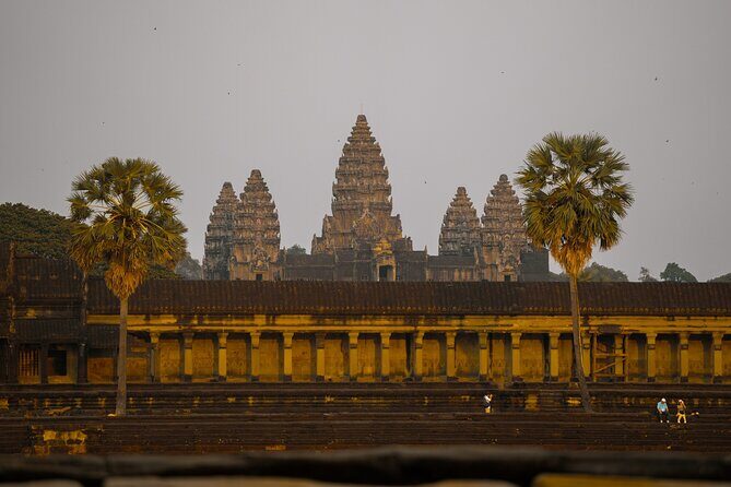 Angkor Wat Sunrise Small Group Tour Including Breakfast - FAQs