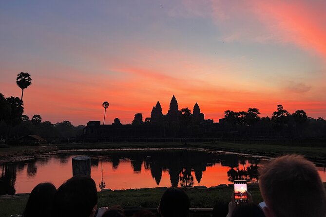 Angkor Wat Sunrise Tour: Share Tour - Small Group With Guide - Tour Inclusions