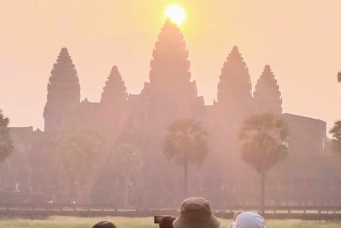 Angkor Wat Sunrise Tours to Bayon and Ta Prohm Temple - Good To Know