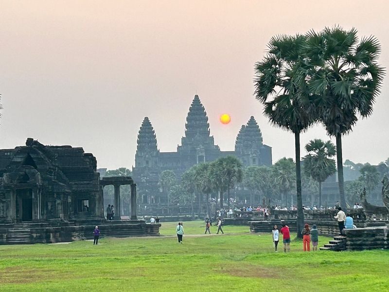 Angkor Wat Tour Explore The Main Temple With Private Transportation - The driver can make or break the day