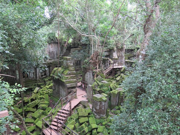Angkor's Magical Beng Mealea and Koh Ker - Temple Exploration