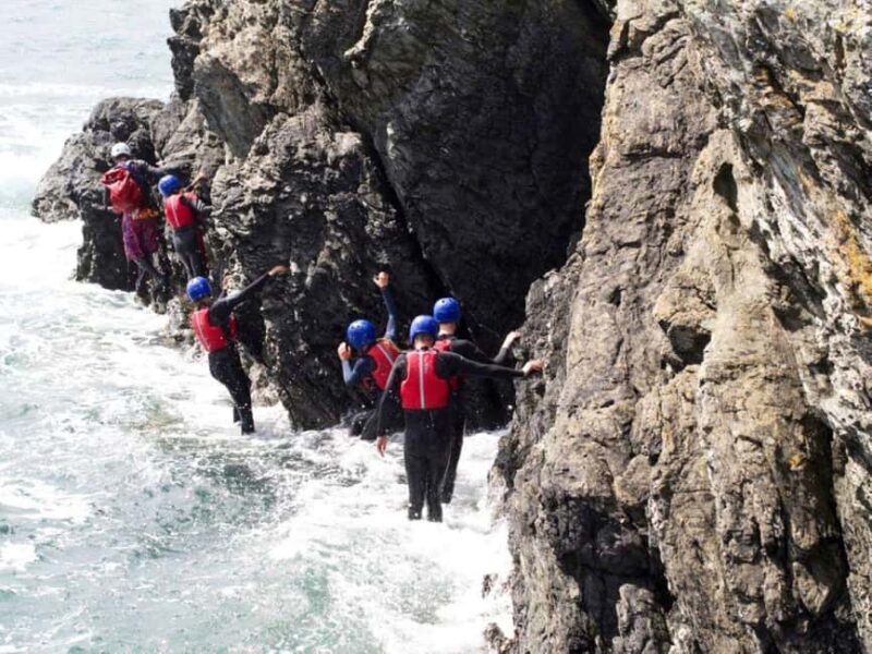 Anglesey: Coasteering on Holy Island - From the Meeting Point to the Coasteering Route