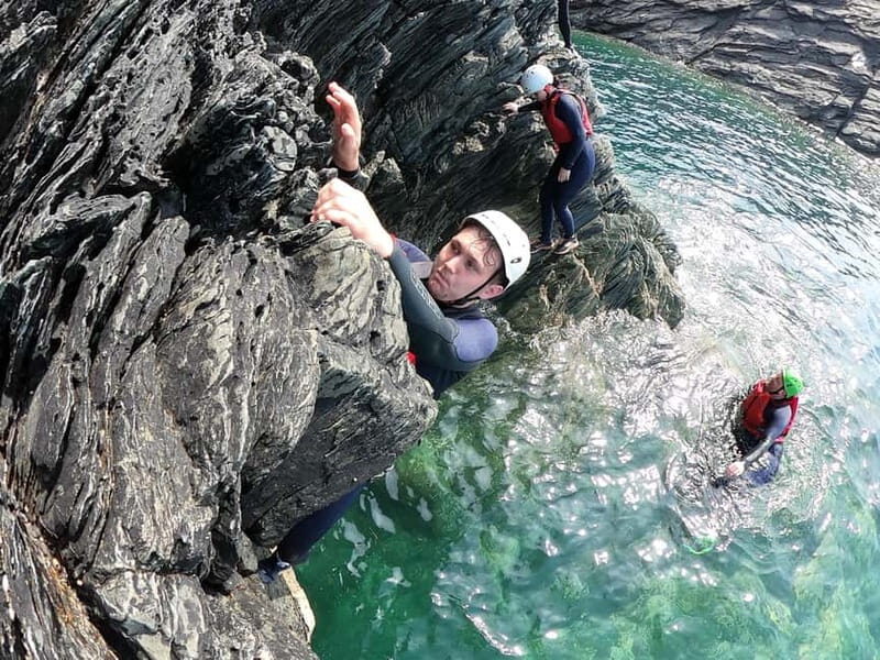 Anglesey: Epic Coasteering with Swimming Climbing and Jumps - The Sum Up