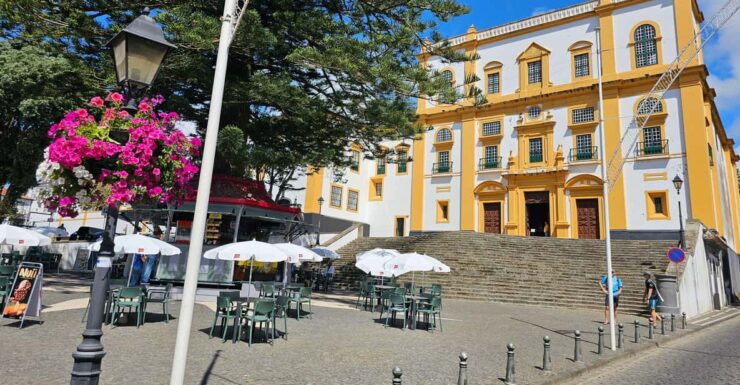 Angra Do Heroísmo: City Tour Including Entrance Fees & Tasting - Good To Know