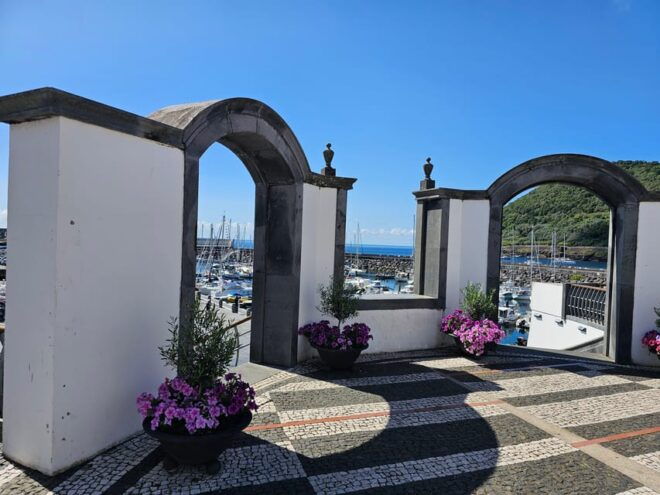 Angra Do Heroísmo: City Tour Including Entrance Fees & Tasting - Cultural Experience