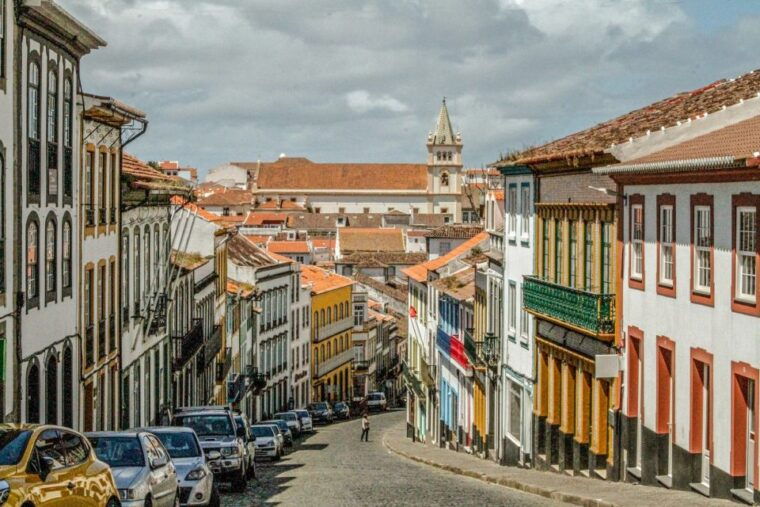 Angra do Heroísmo: Walking Tour with Local Pastry and Coffee - Authentic Insights from Reviewers