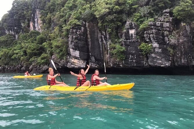 Angthong National Marine Park by Speedboat from Samui - An in-depth look at the Angthong Marine Park by Speedboat Tour