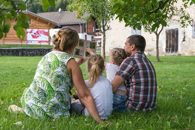 Animal Hide and Seek - Le Reposoir - Cancellation Policy and Terms & Conditions