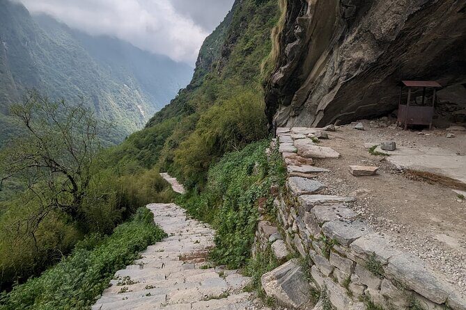 Annapurna 6 Days Poon Hill Ghorepani Trek from Kathmandu - What Makes This Trek Special?