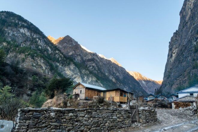 Annapurna Circuit Trek - 12 Days - Day 2: Trek to Chamche