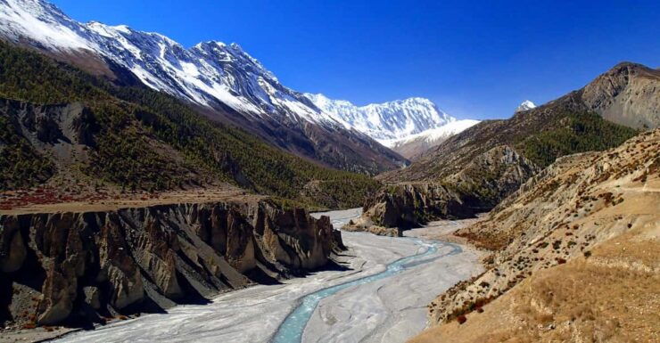 Annapurna Circuit Trek: a Round Trip in the Annapurna Region - Key Points
