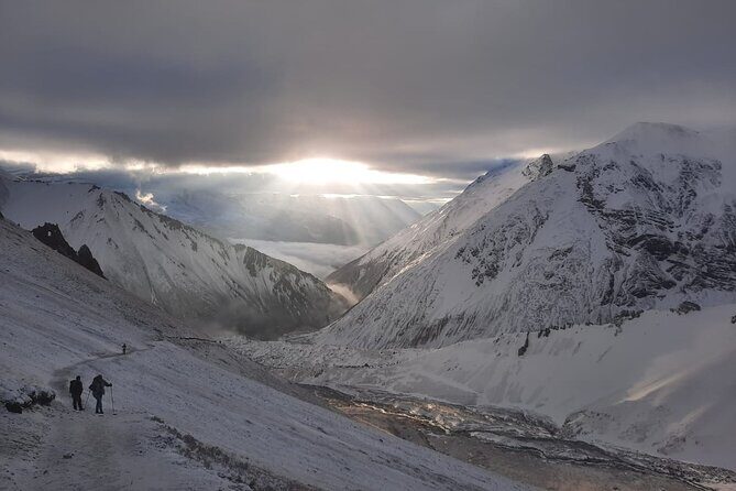 Annapurna Circuit Trek with Tilicho Lake (16 Days) - FAQs