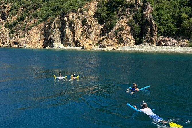 Anne Bonny Shared Group Daysail BVI's Premier Sailing Adventure - Who Is This Tour Best For?