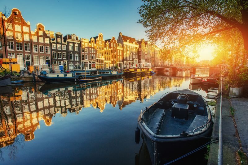 Anne Frank, Jordaan and Vondelpark Private Walking Tour - At a glance