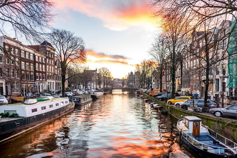 Anne Frank, Jordaan and Vondelpark Private Walking Tour - The Jordaan’s streets and canals